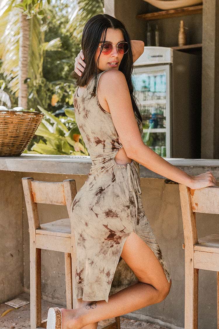 Tie-Dye-Kleid mit U-Ausschnitt in Khaki