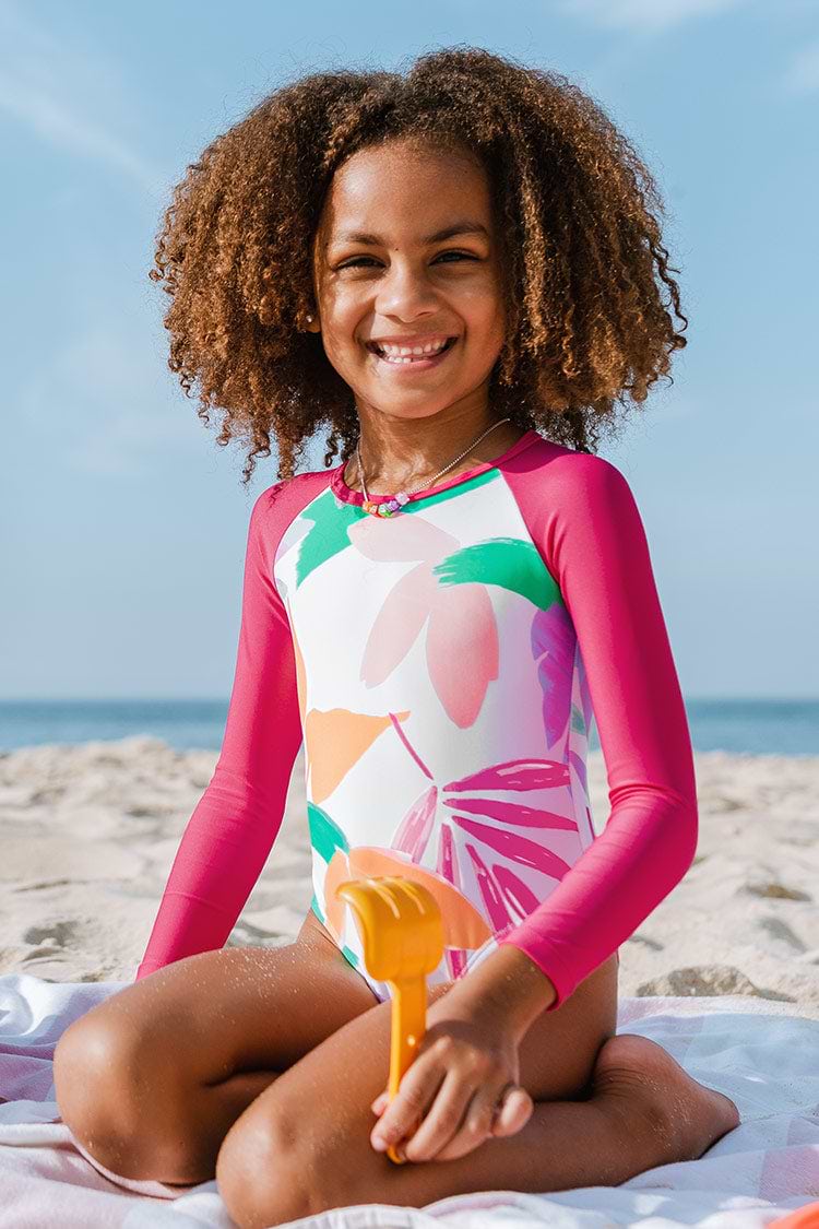 Acka. 〔Kids〕sheer over one-piece Street Art Back Zip Girls Swim One Piece Swimsuit
