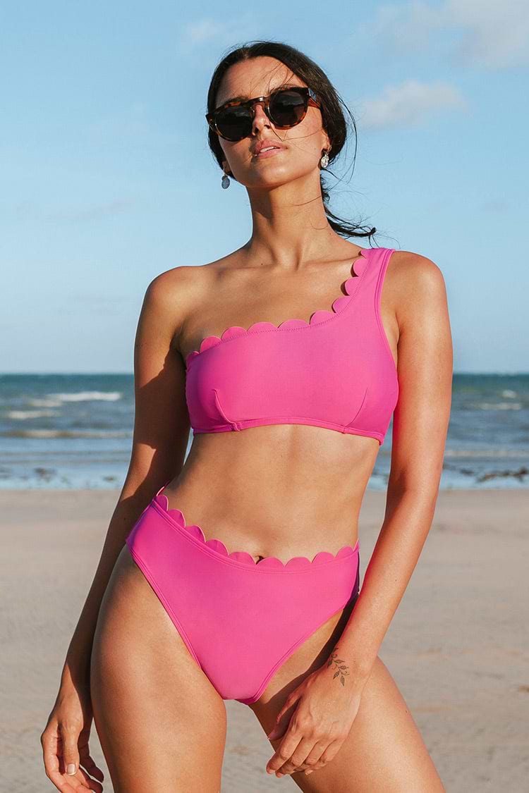 Eine-Schulter Bikini-Set mit Scallop und High waist