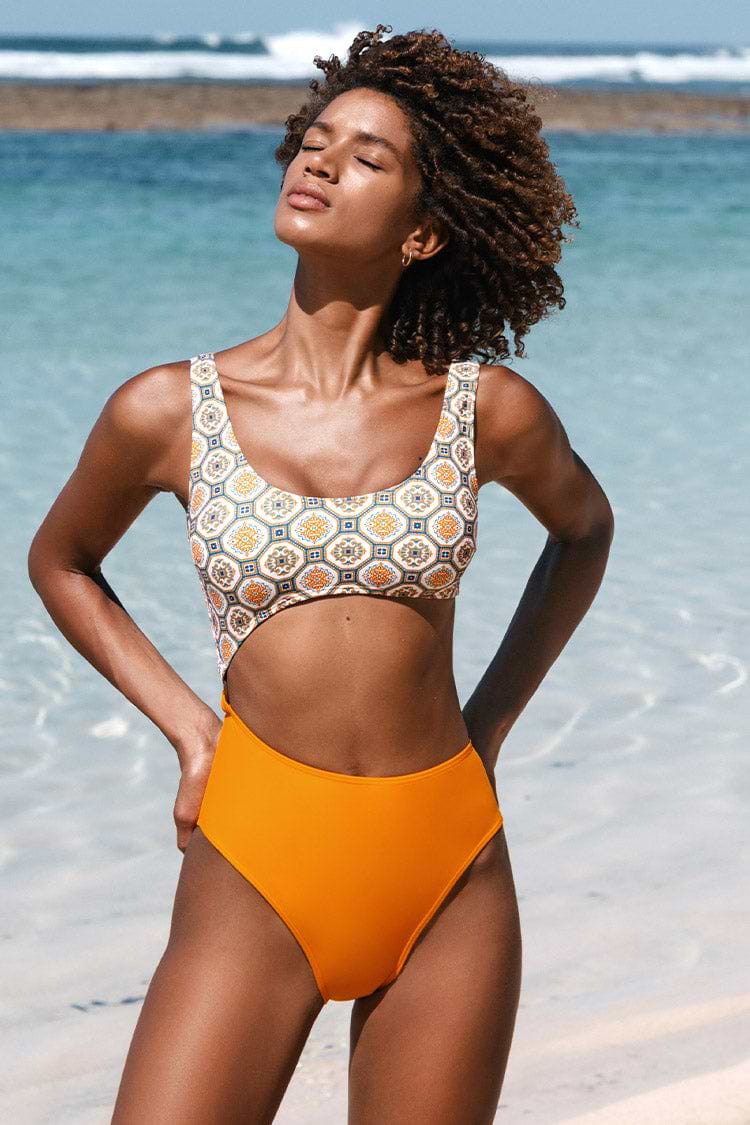 Maillot de bain une pièce à col scoop et imprimé ethnique