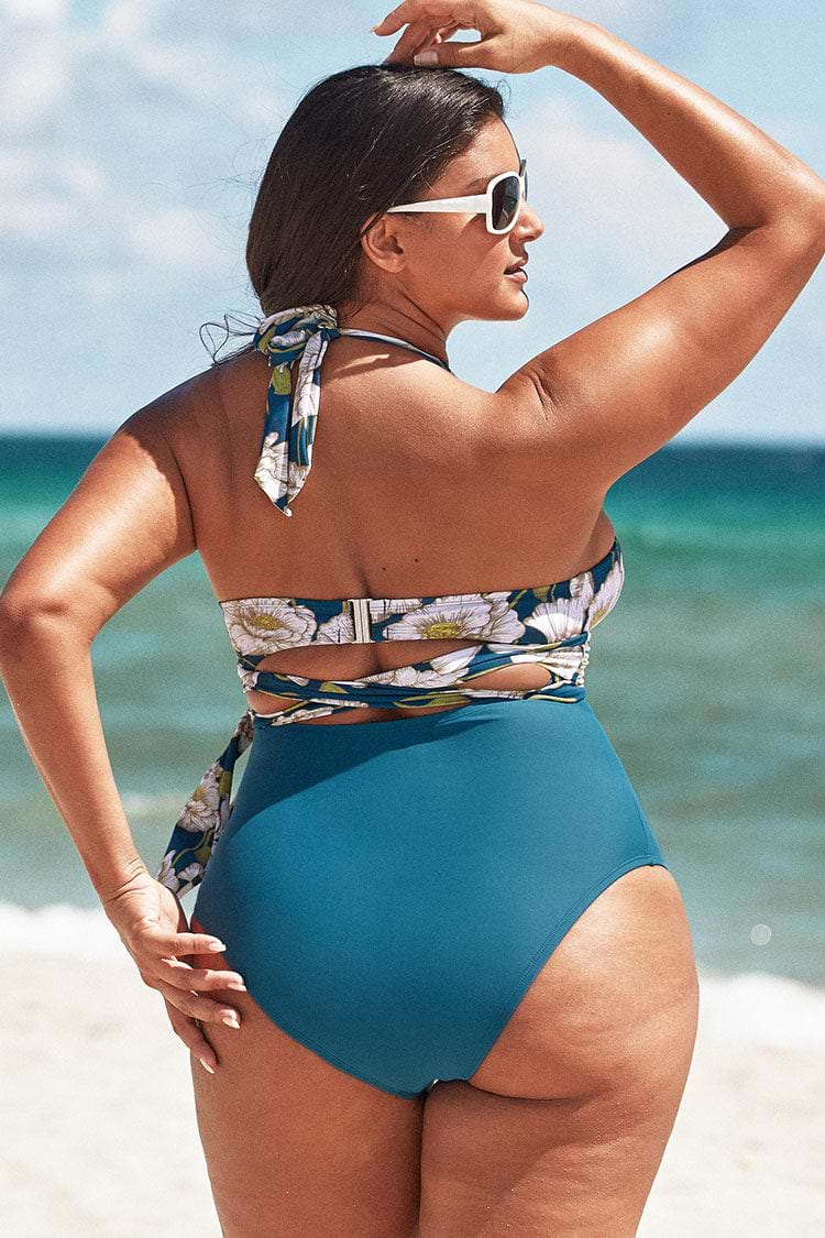 Geblümter Neckholder-Wickel-Badeanzug in großen Größen