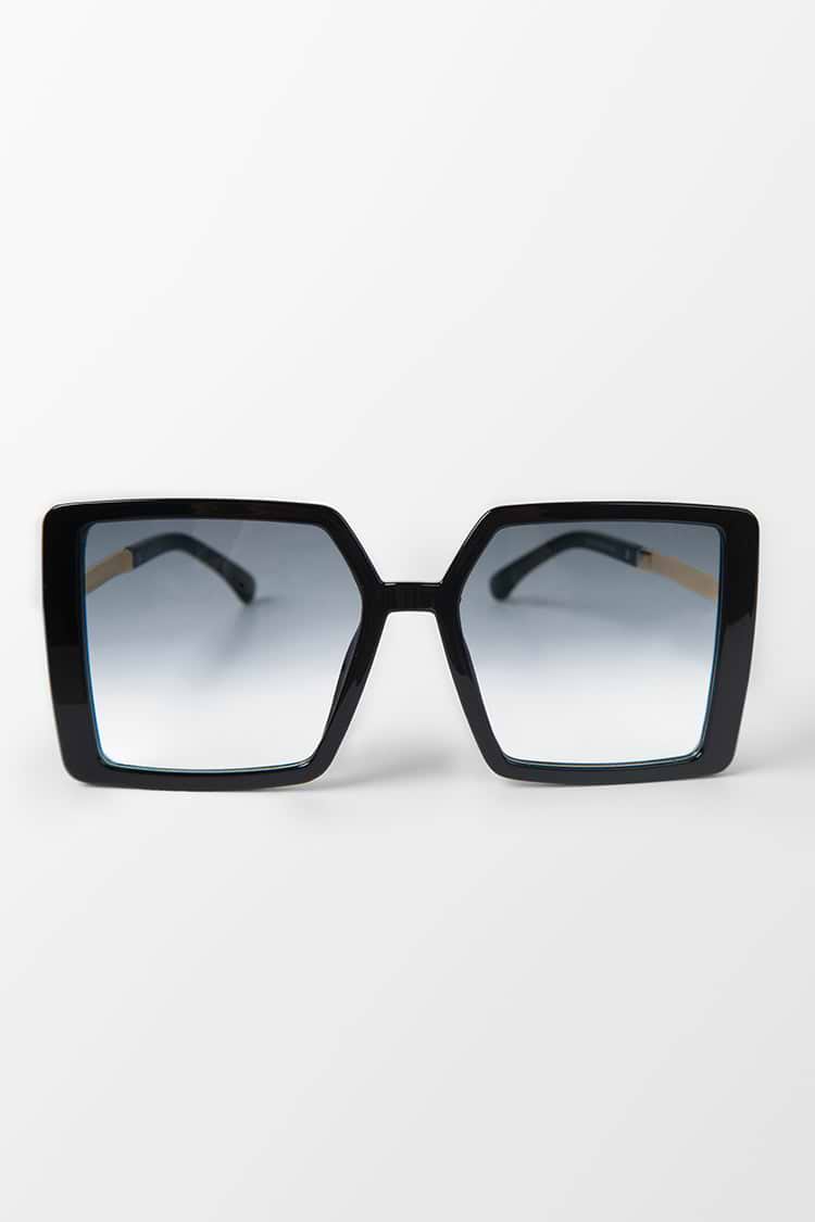 Übergroße Sonnenbrille in Schwarz