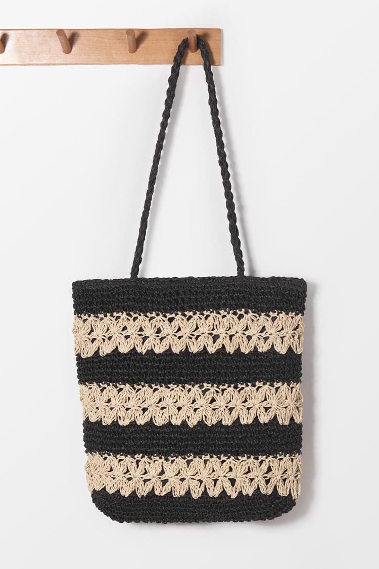 Kelly Bolsa de hombro negra con flores blancas