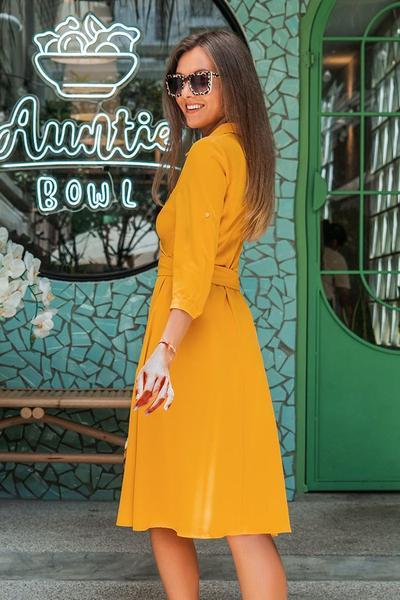 Vestido midi fruncido amarillo