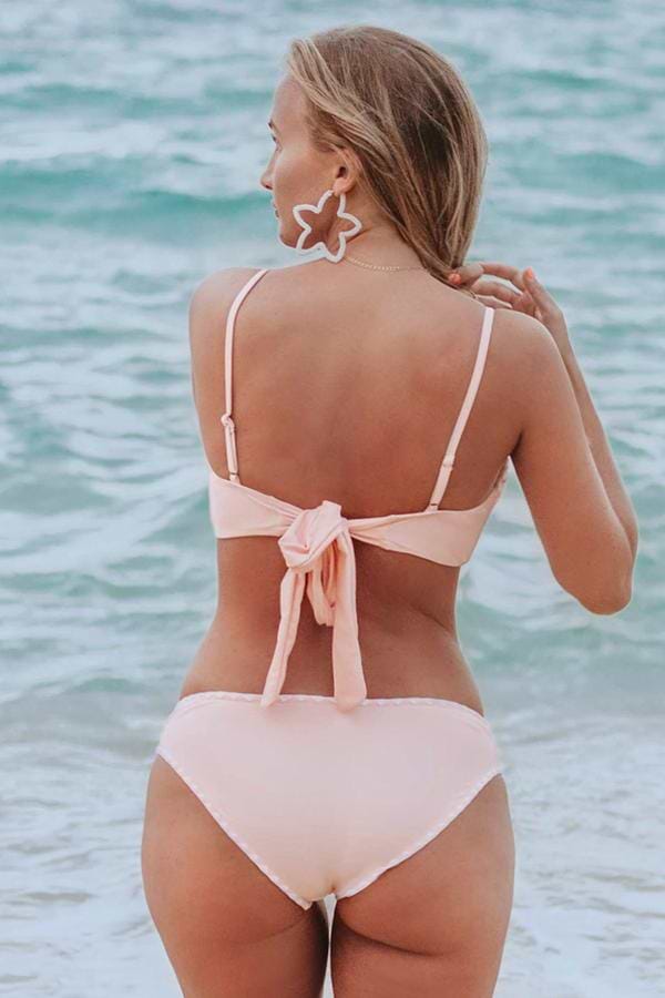 Bikini liso con escote V y corbata