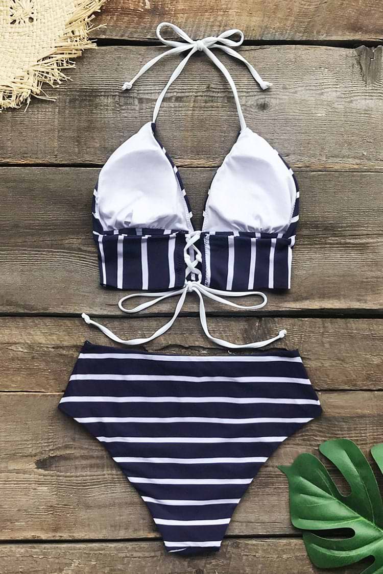 Bikini de rayas largas azul marino y blanco