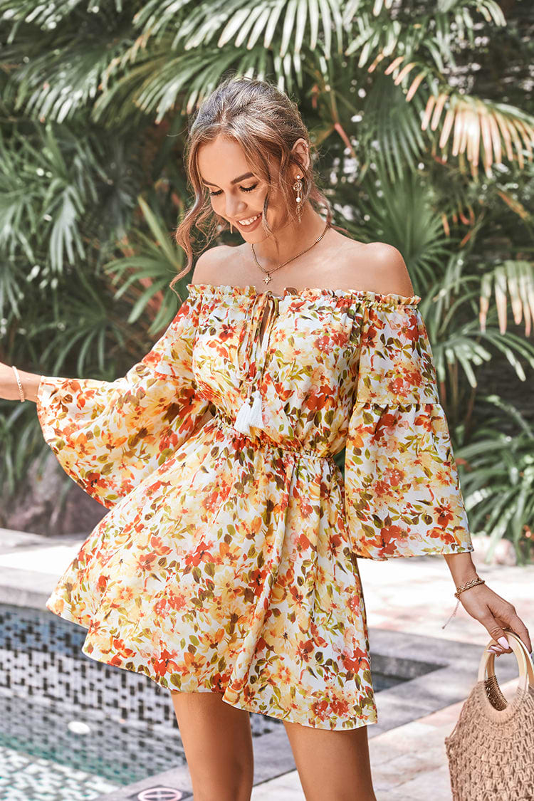 Vestido en forma de A Cintura elástica Flecos