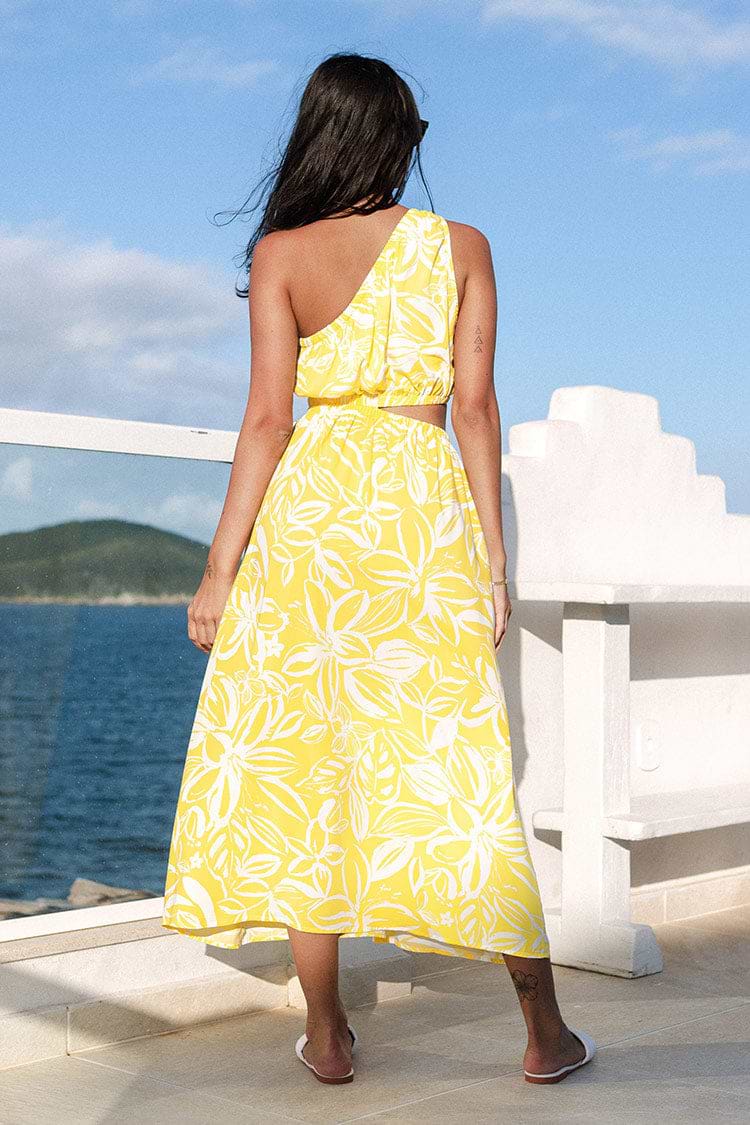 Vestido floral con un hombro y abertura