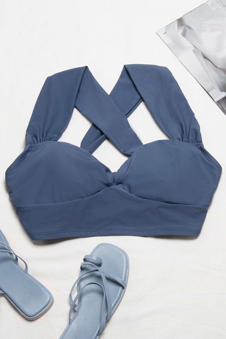 Top de bikini de talla grande con parte delantera torcida Kirstin