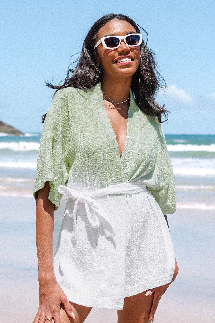 Kimono Escote V Frente abierto Cinturón