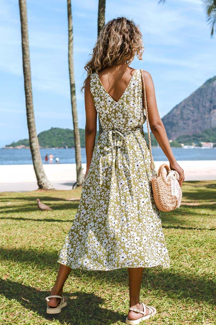 Vestido ditsy con botones frontales