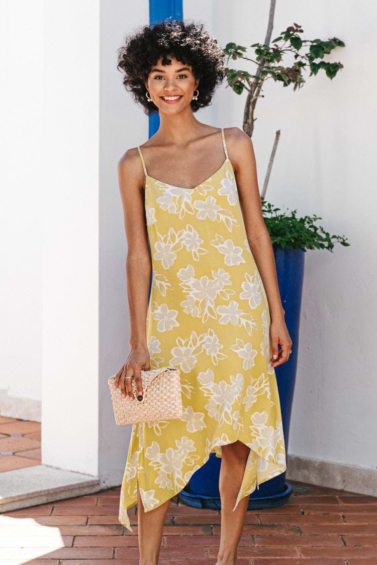 Vestido deslizado floral con lazo en la espalda