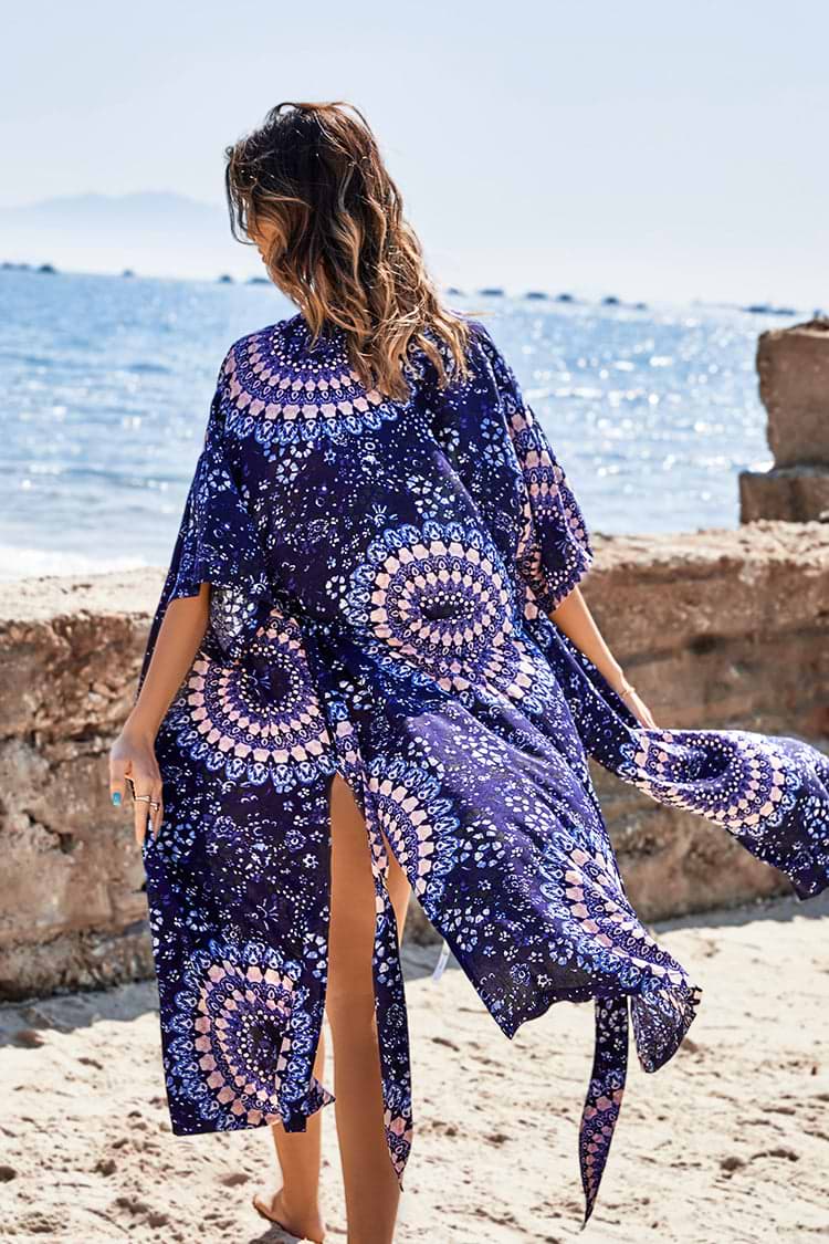 Kimono mit ethnischem Print in Teelänge