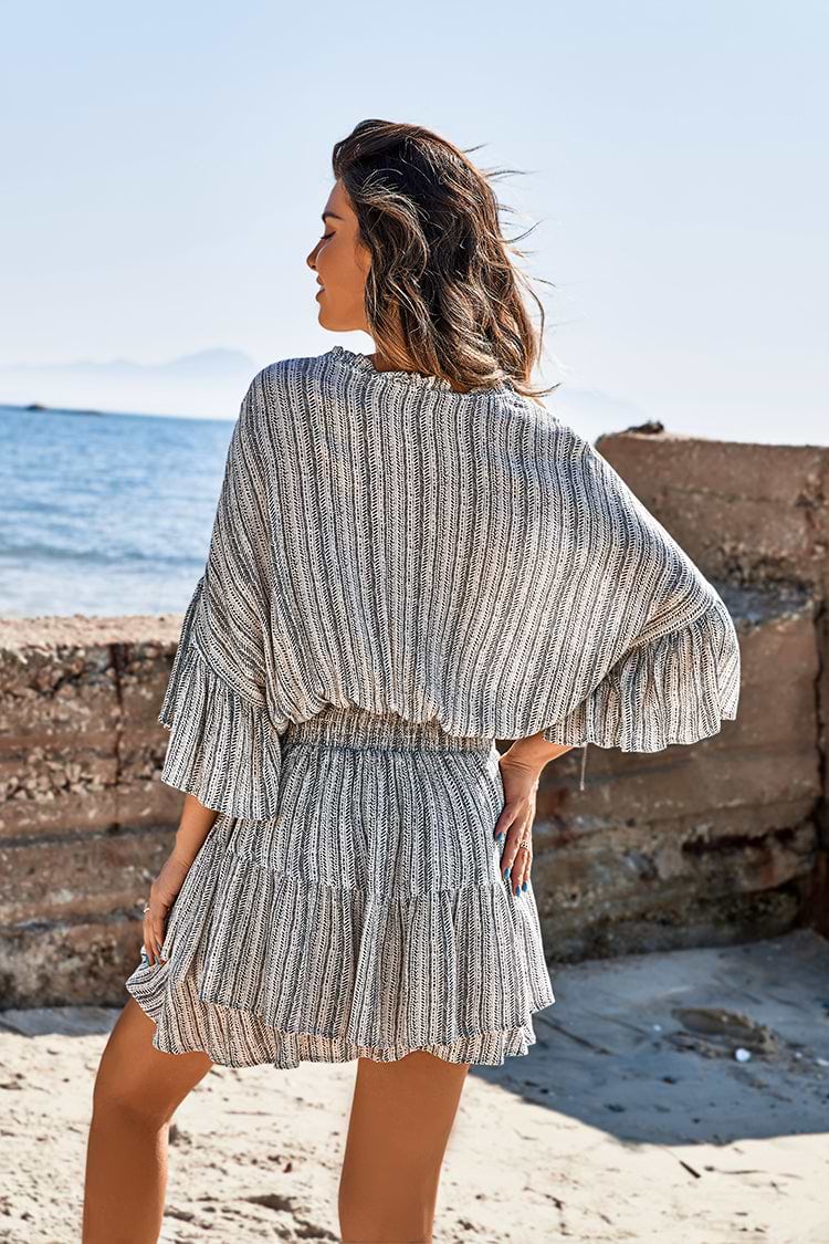 Robe trapèze à taille élastique et col en V