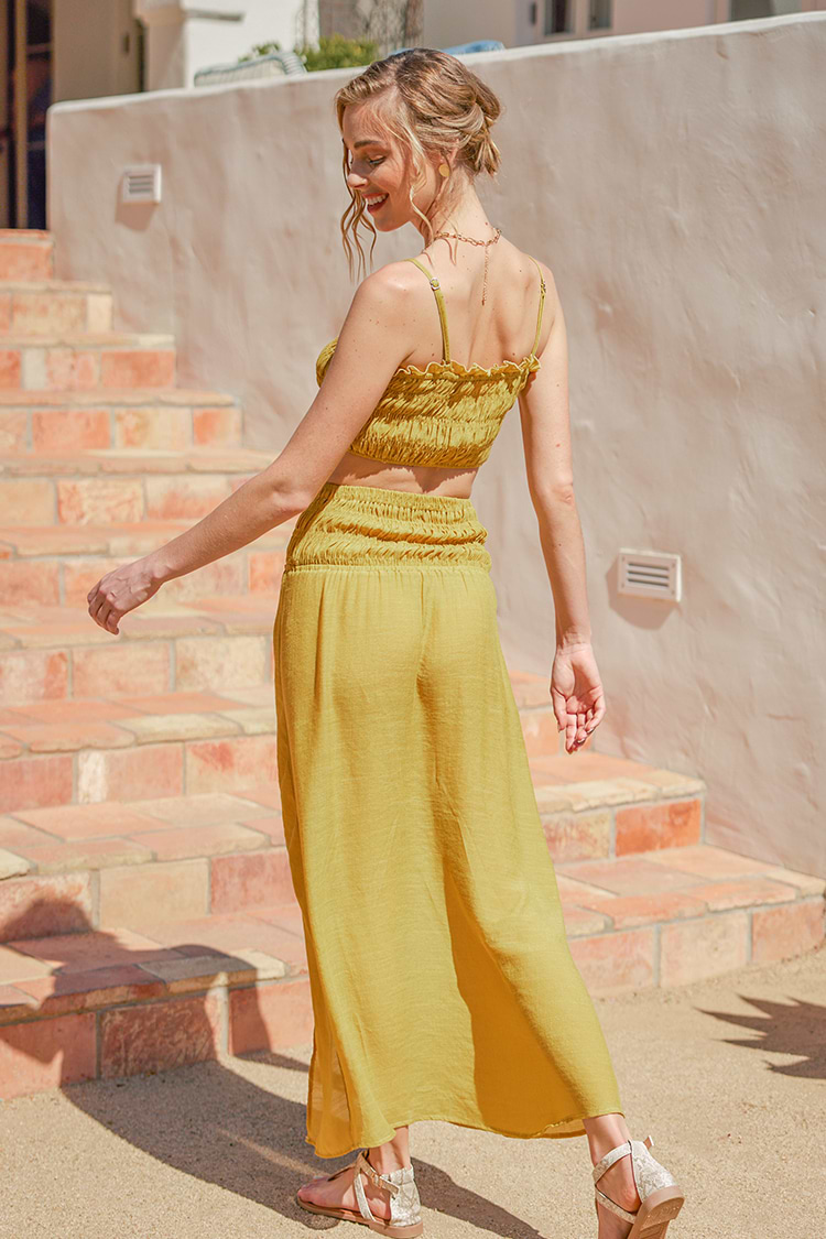 Conjunto de Cover Up con volantes