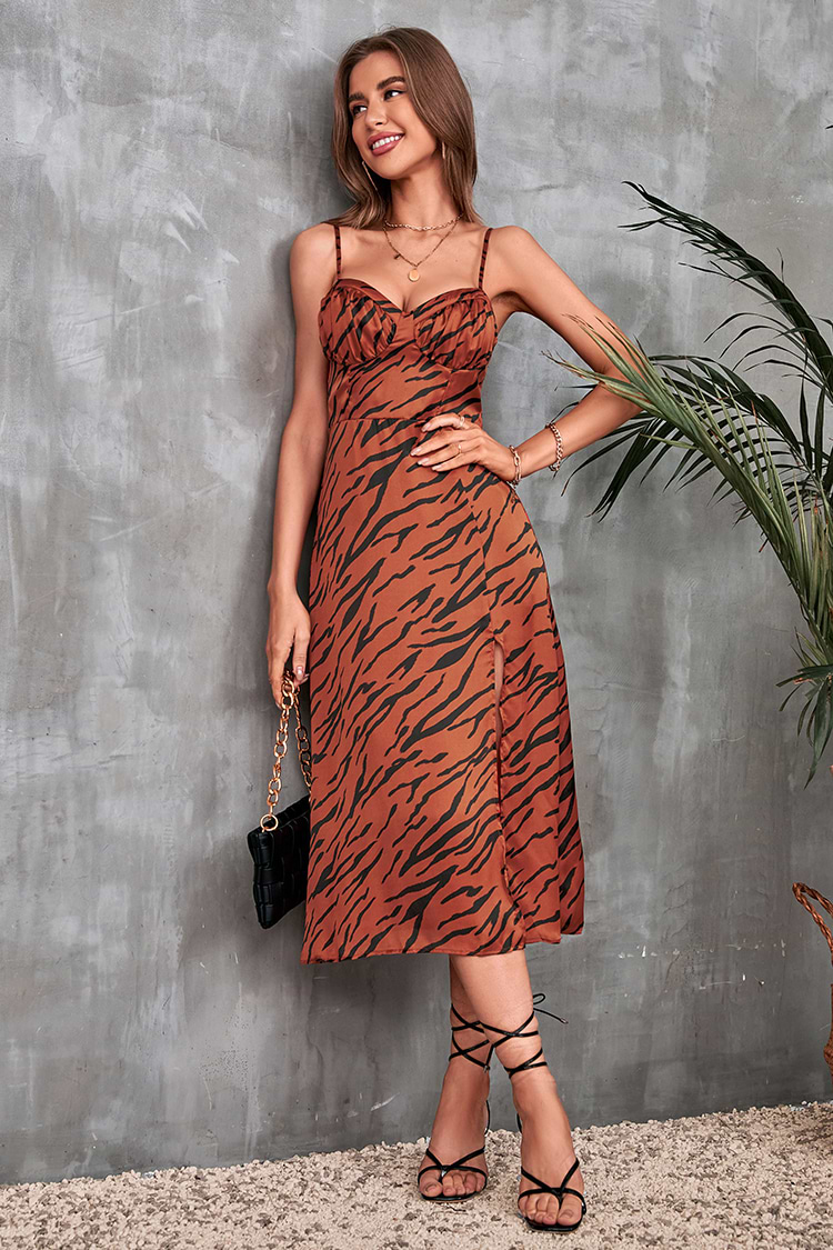 Gesmoktes rückenfreies Kleid in A-Form