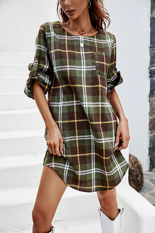Kurzes Kleid mit Gingham-Muster