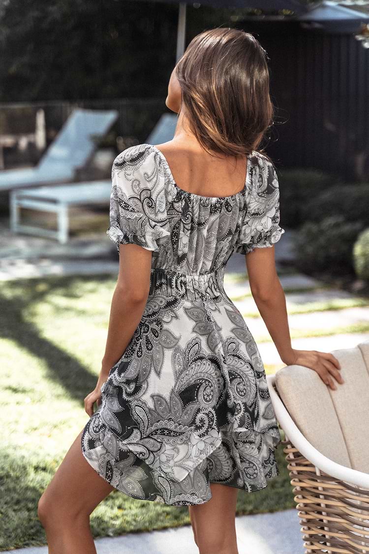 Quadratischer Halsausschnitt Blasenhülse Boho A-förmiges Kleid mit Bindung