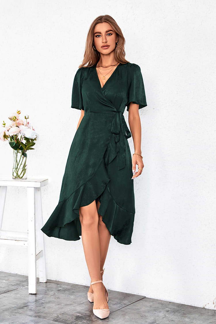 Vestido envolvente con volantes y lace up