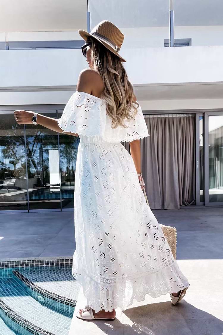 Cut out Off-Shoulder-Kleid mit Stickerei und Rüschen in Weiß