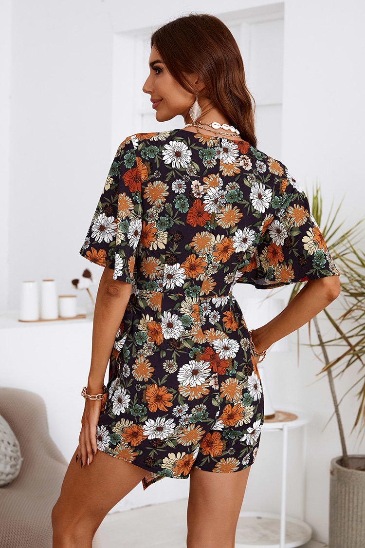 Wickel-Jumpsuit mit Blumenmuster zum Schnüren