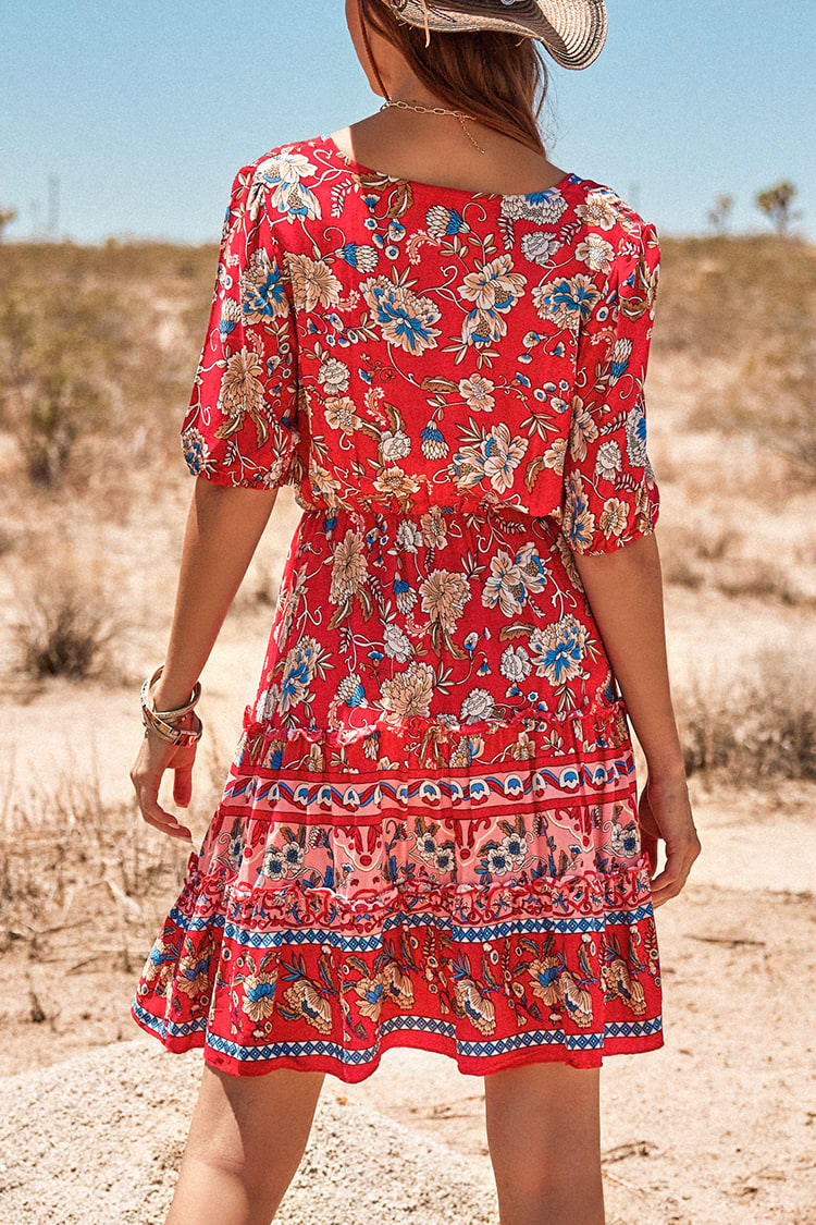 Robe trapèze paisley à manches courtes et col en V