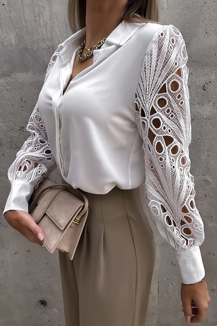 Weiße Langärmelige Satinbluse mit Stickerei und Knopf vorne