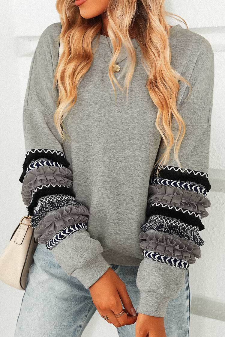 Gerüschtes Sweatshirt mit fallenden Ärmeln