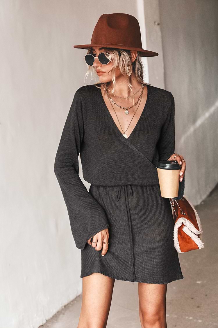 Long Sleeve Black Drawstring Jumper Dress
