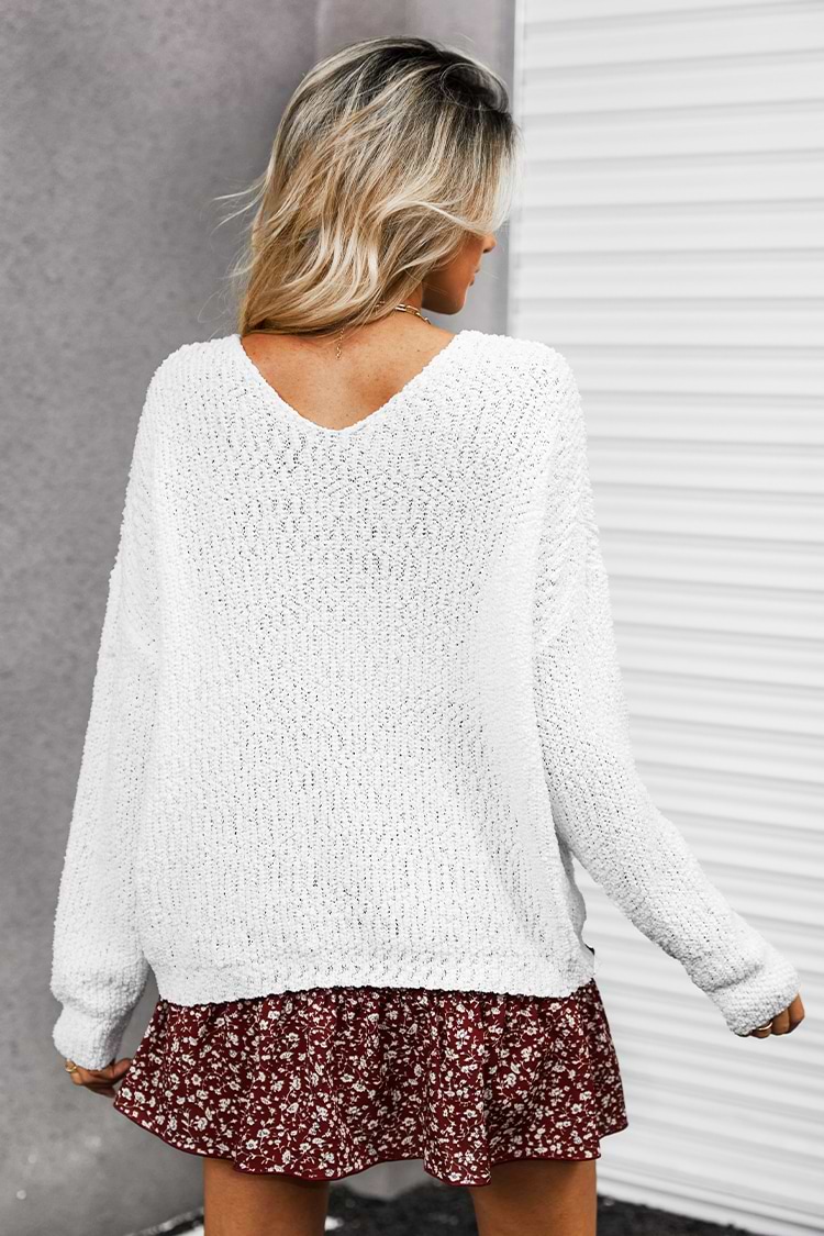 Hellgrauer Gehäkelter Pullover mit V-Ausschnitt