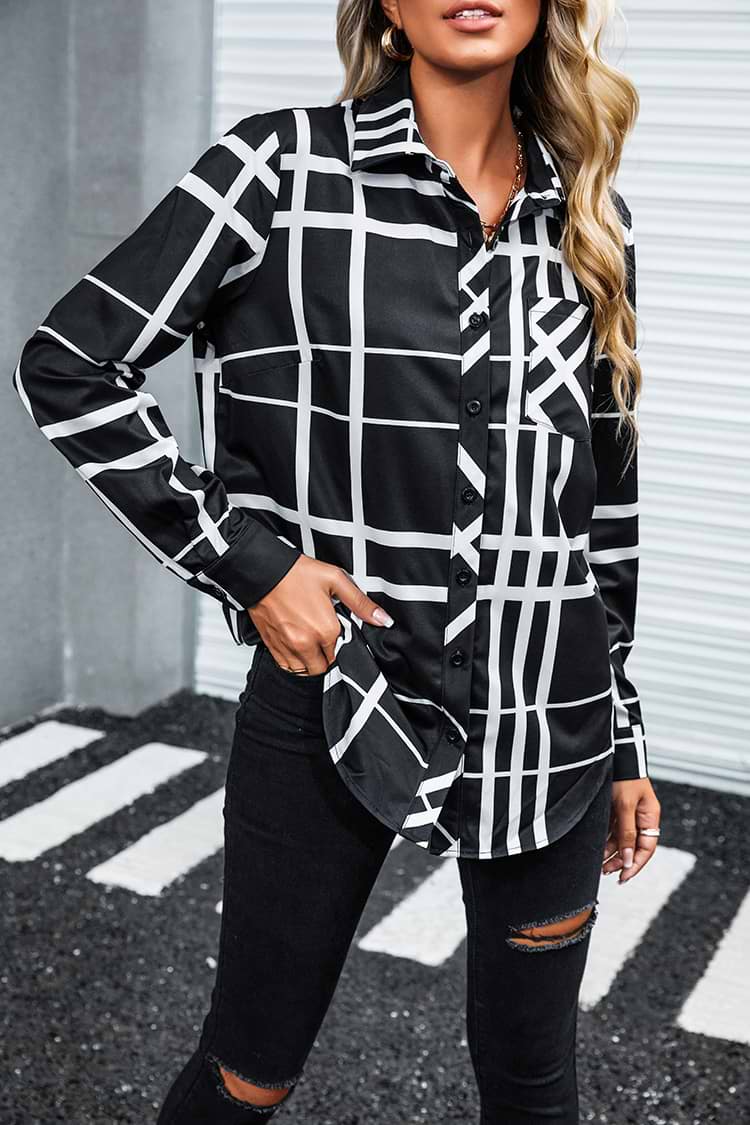 Bluse mit Gittermuster und Knopfleiste