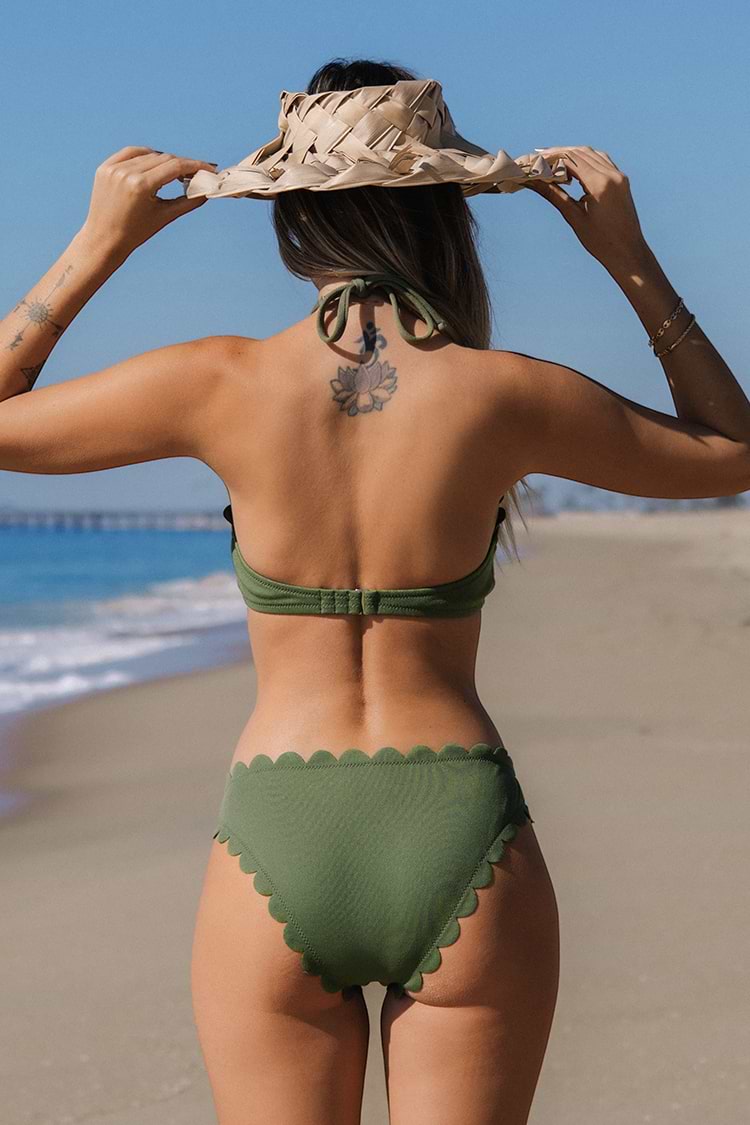 Conjunto de Bikini Hipster de Tiro Bajo y Parte Superior