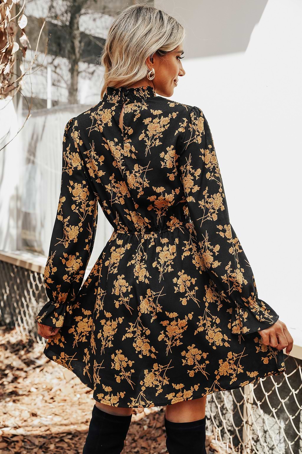 Vestido con Estampado Floral en Línea A
