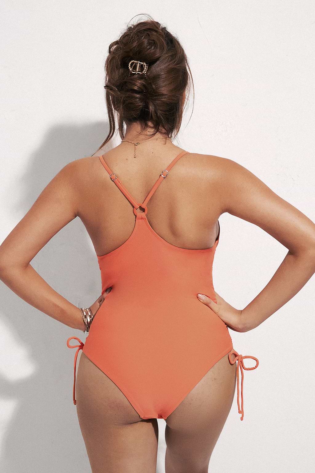 Maillot de bain une pièce froncé à cordon de serrage