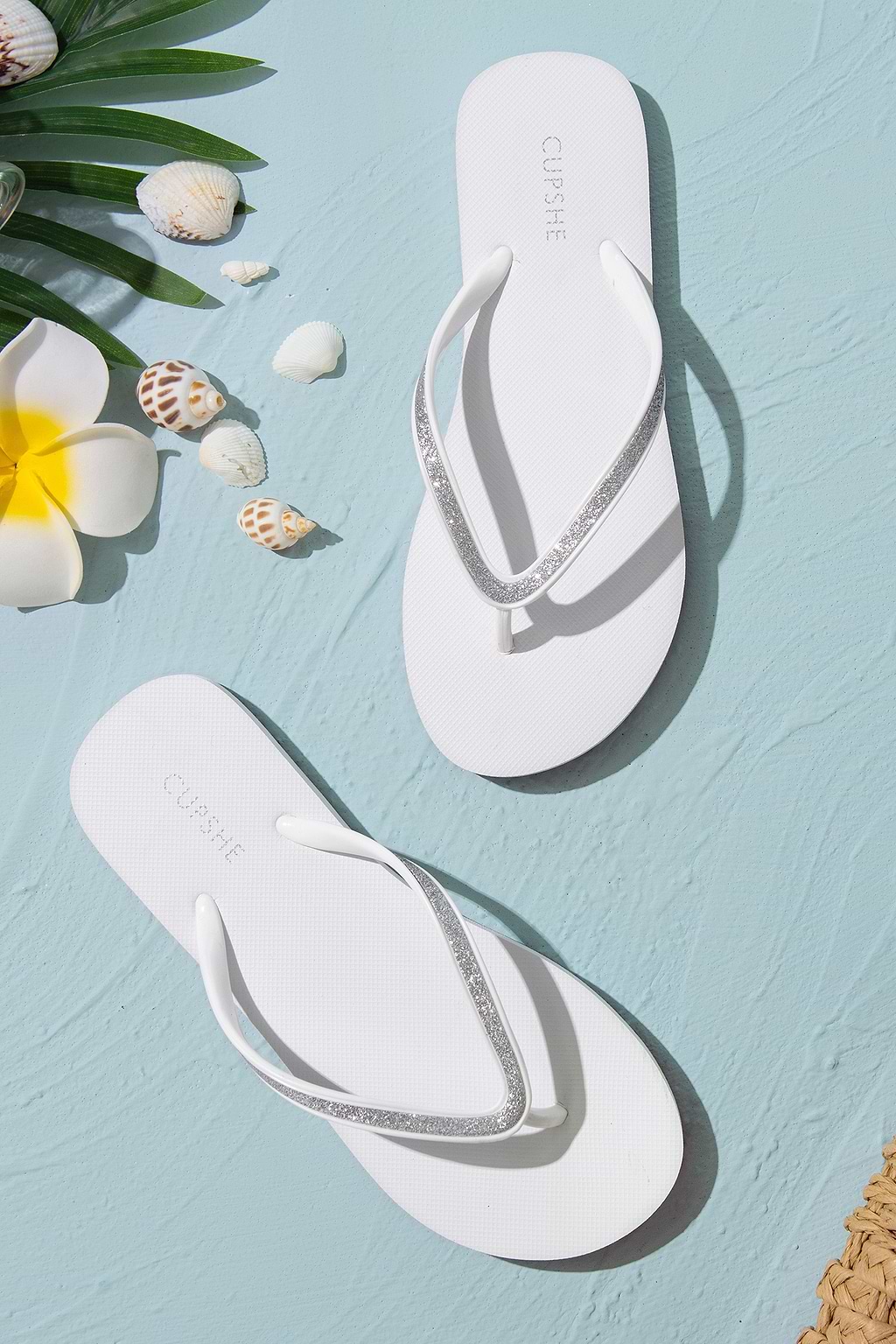 Blanco Minimalist Flip Flops