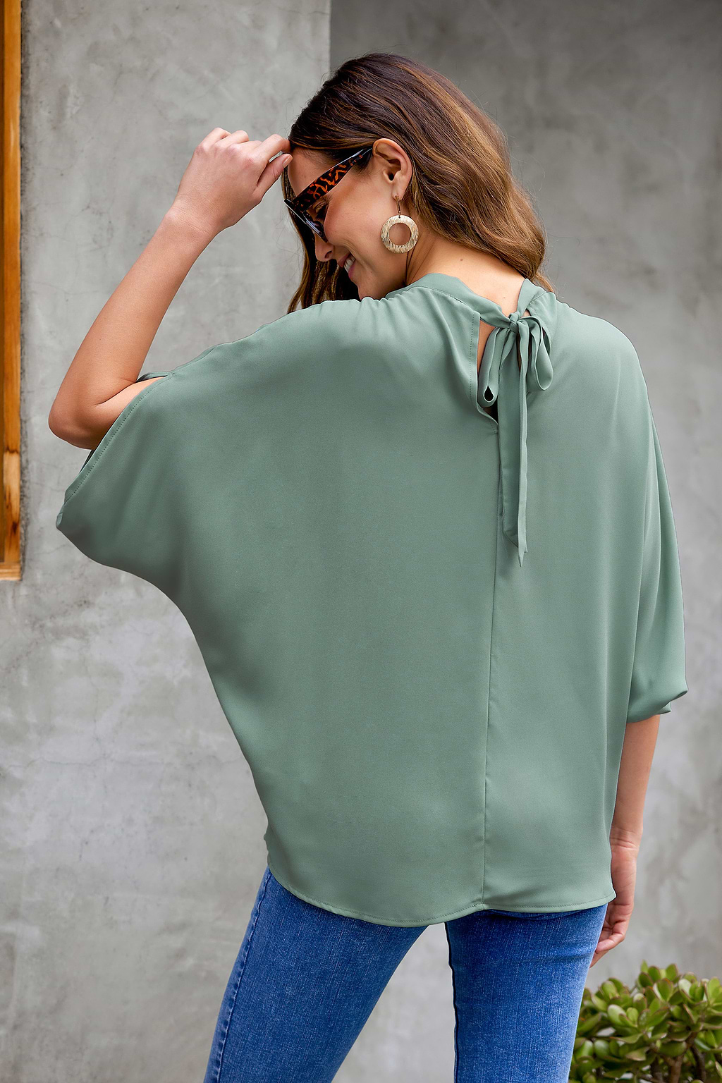 Top con cuello alto y manga dolman