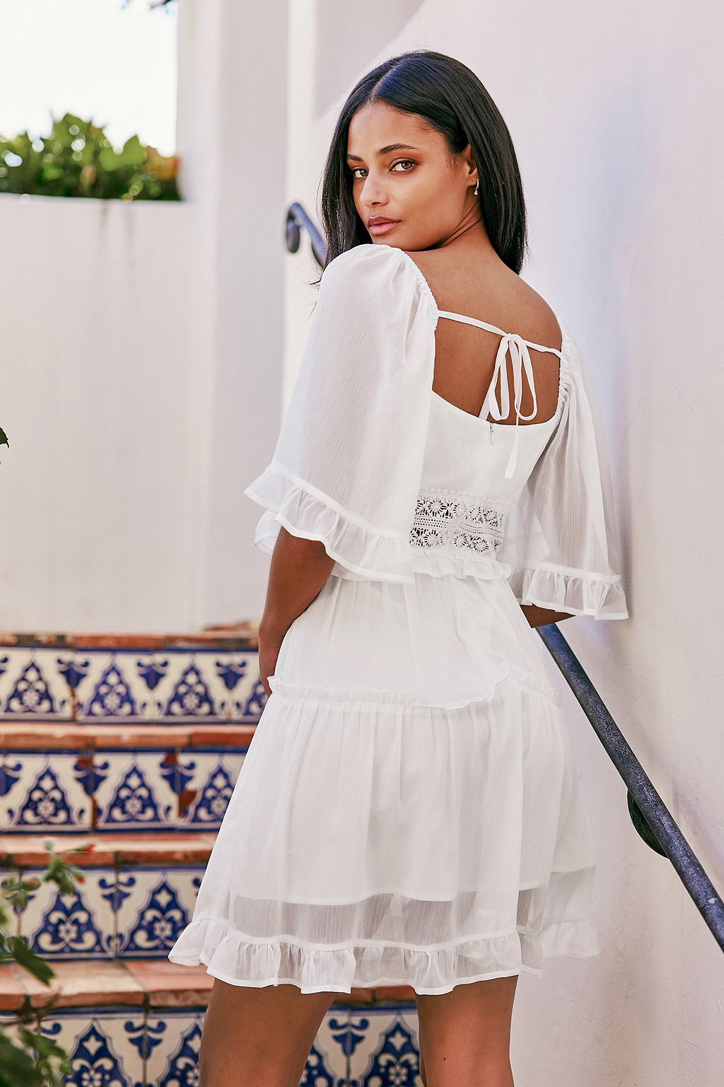 Minivestido de gasa con encaje