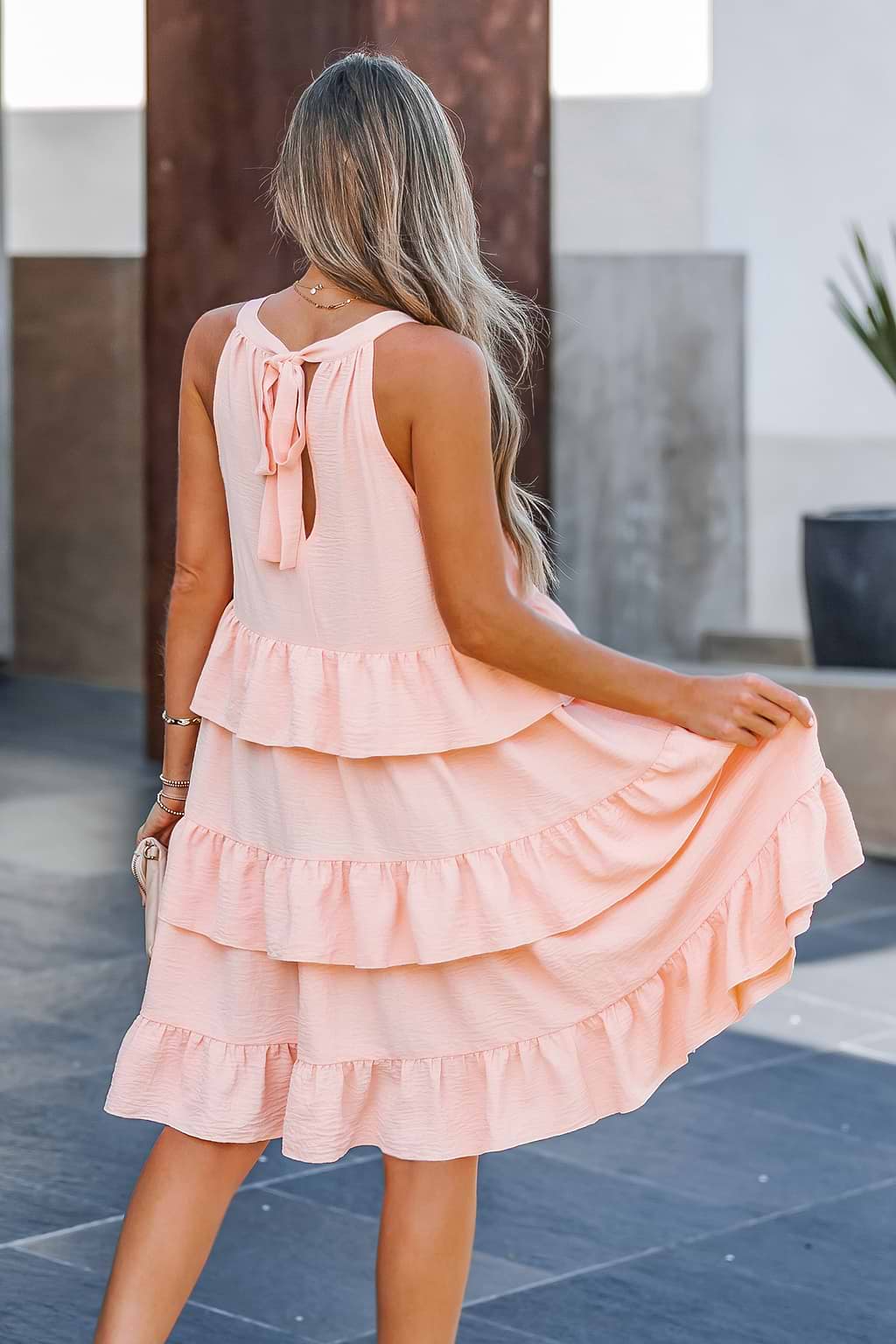 Robe mini à volants superposés