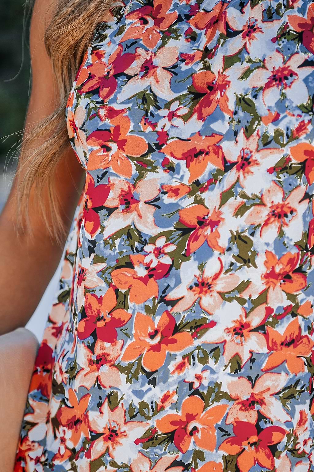 Top de cuello alto con estampado floral
