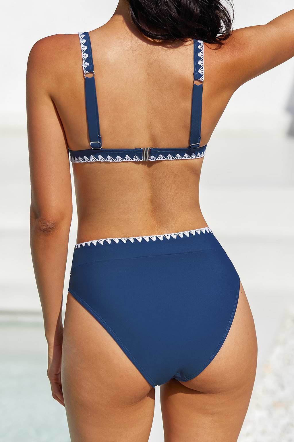 Colombia Coast Shell Stitch Triangle Top & Cheeky Bikini Set