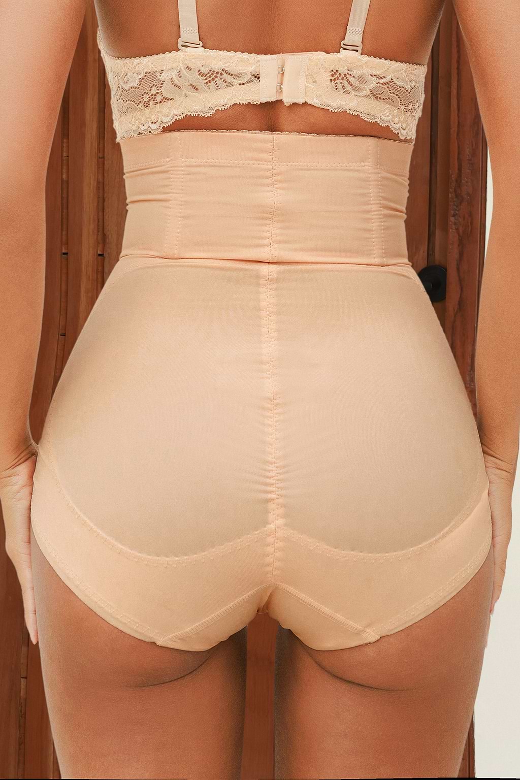 Nude Hook-and-Eye Front Garter Shapewear