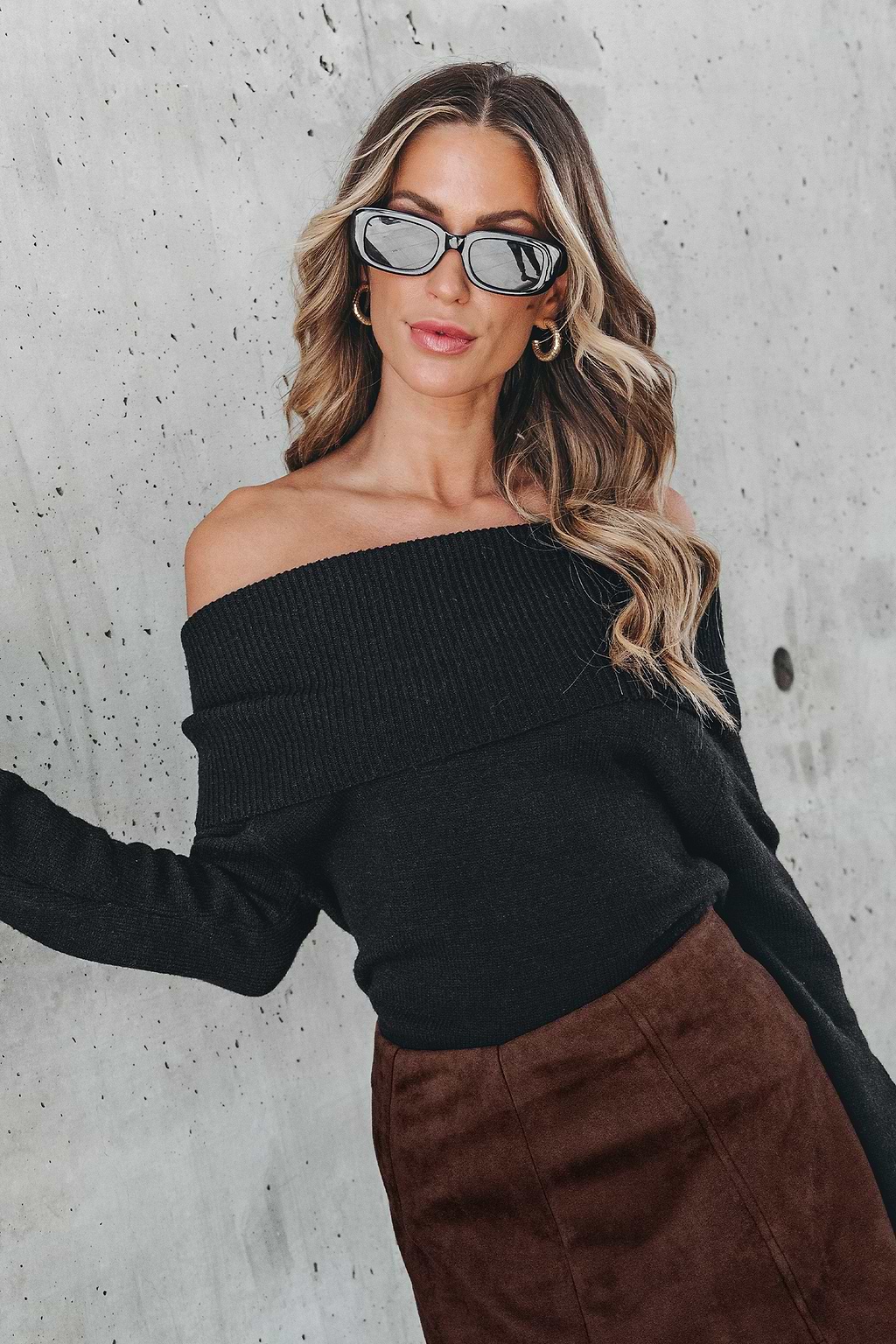 Onyx Off-the-Shoulder Pullover