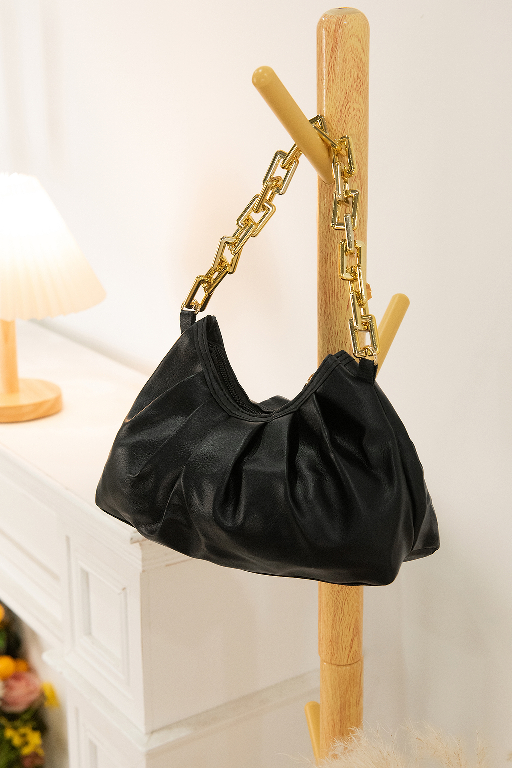 Faux Leather Chunky Chain Shoulder Bag
