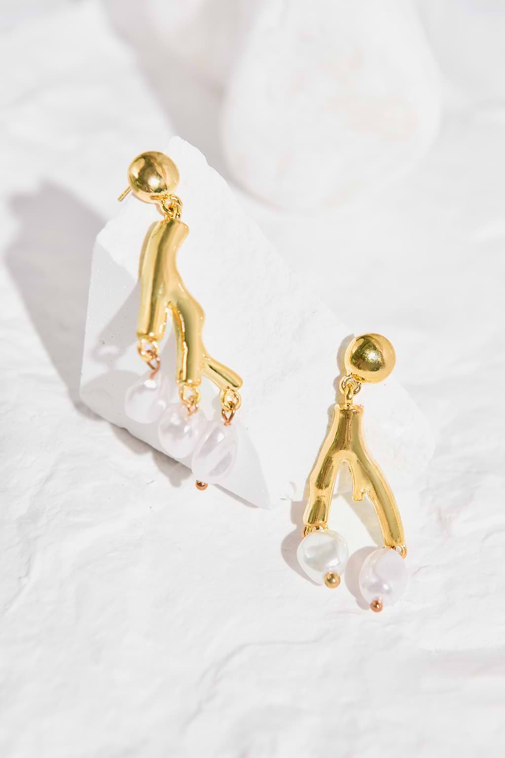 Abstrakte Kunstperlen-Tropfenohrringe