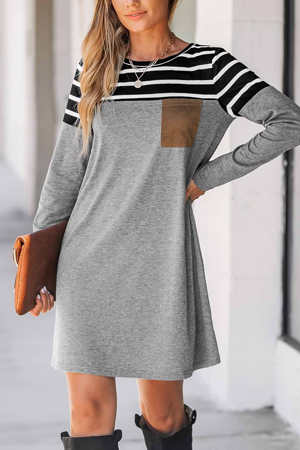 Abito t-shirt a maniche lunghe color block a righe