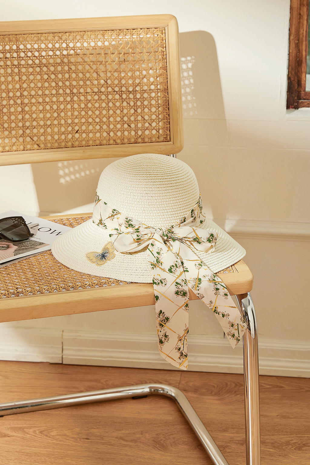 Floral Print Ribbon Straw Hat