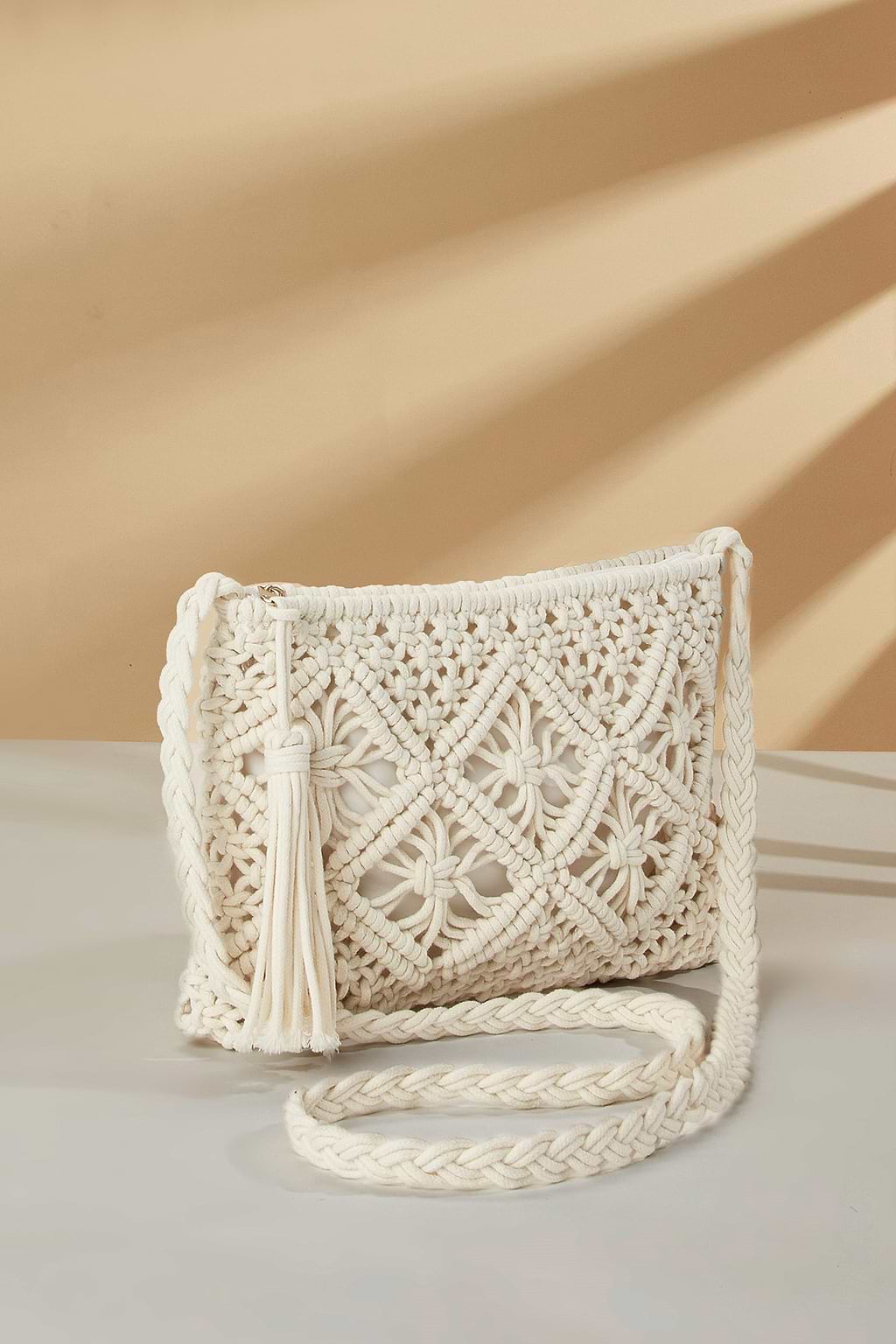 Tassel Straw Shoulder Bag