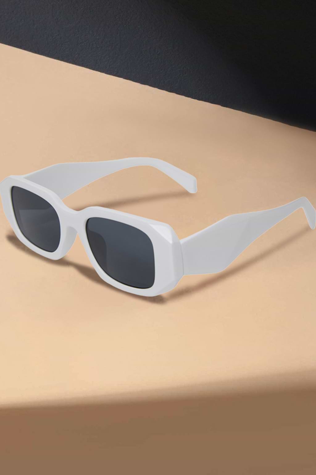 White Square Plastic Frame Sunglasses