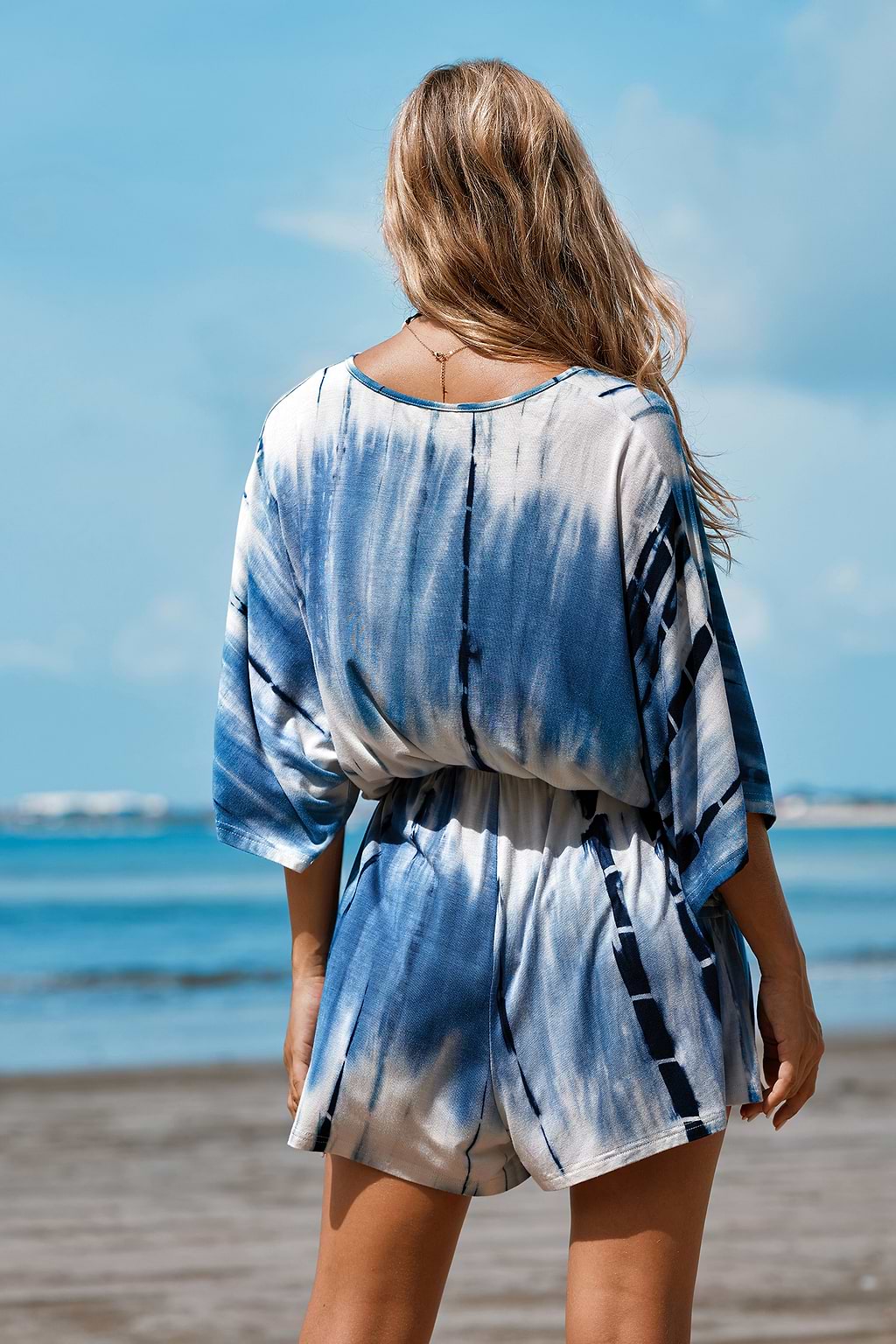 Mameluco tie-dye azul y blanco