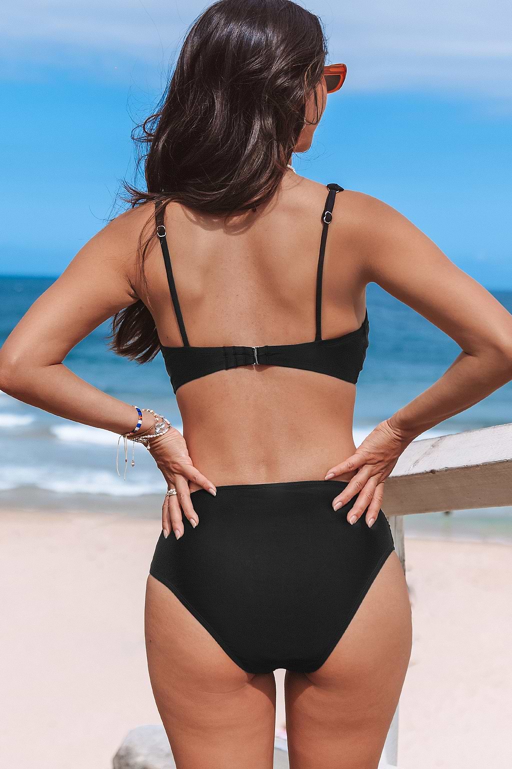 Conjunto de bralette de bikini trenzado y braga atrevida de Tap Shoe